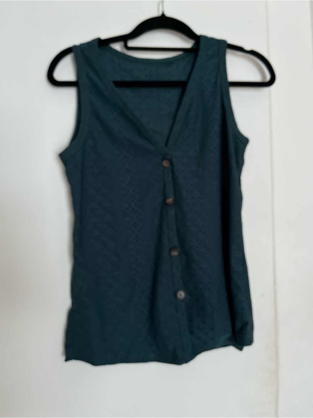 Sleeveless Button-Front Tank Top in Teal